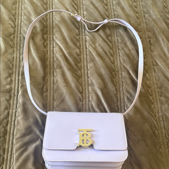 Burberry White Crossbody Bag with Gold Logo - Picture 2 of 12